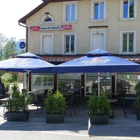 Hotel Restaurant Du Moulin Fleurier Exterior photo